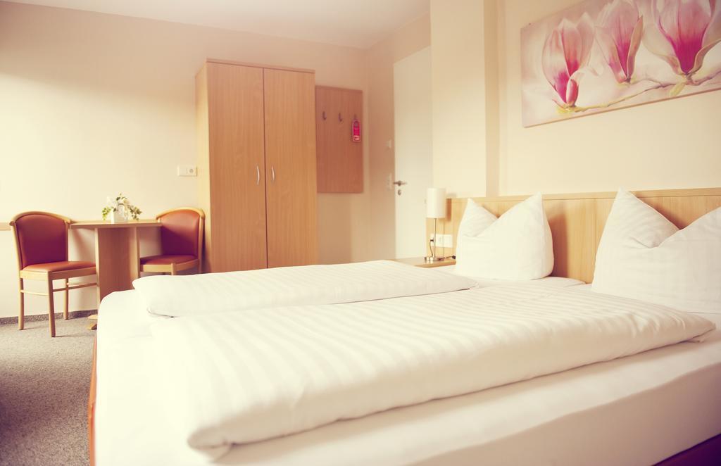 Tafelspitz Hotel Limburg an der Lahn Ruang foto